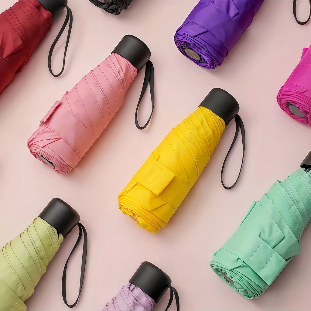 Ultra-small and Miniature Ladies' Umbrella, Pocket-sized Umbrella About the Size of a Mobile Phone, Easy to Carry for Outings, Lightweight, Compact, Cute, and Stylish, a Foldable Small Umbrella, Sun Umbrella